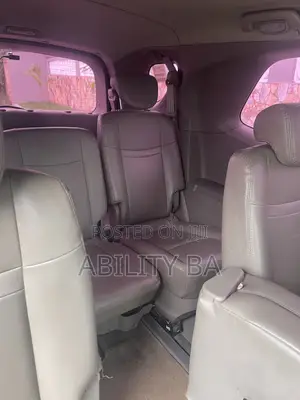 SsangYong Chairman 2013 Brown