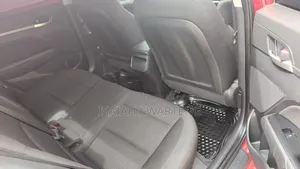 Hyundai Elantra 2019 Red
