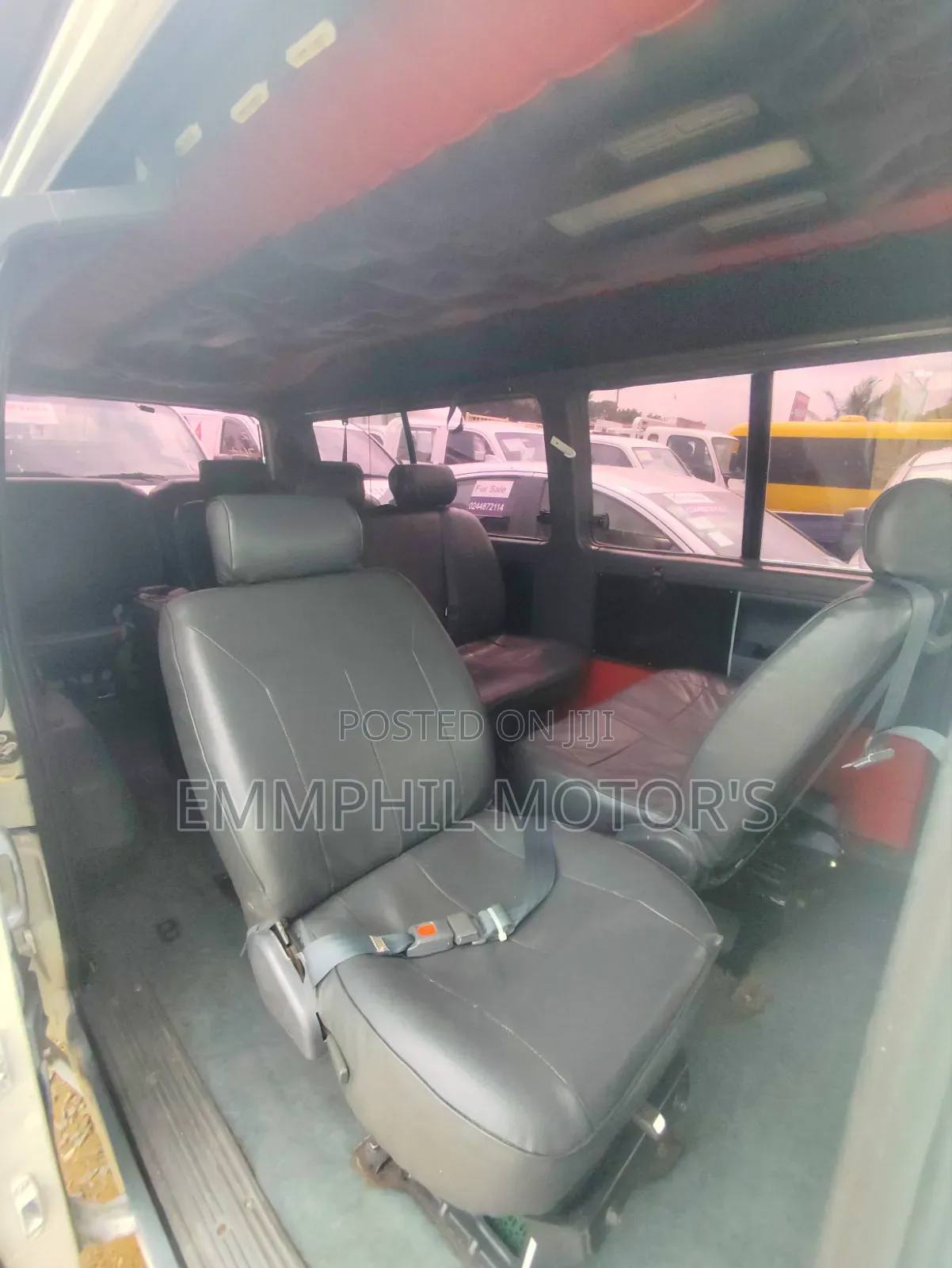 Bus 2015 White