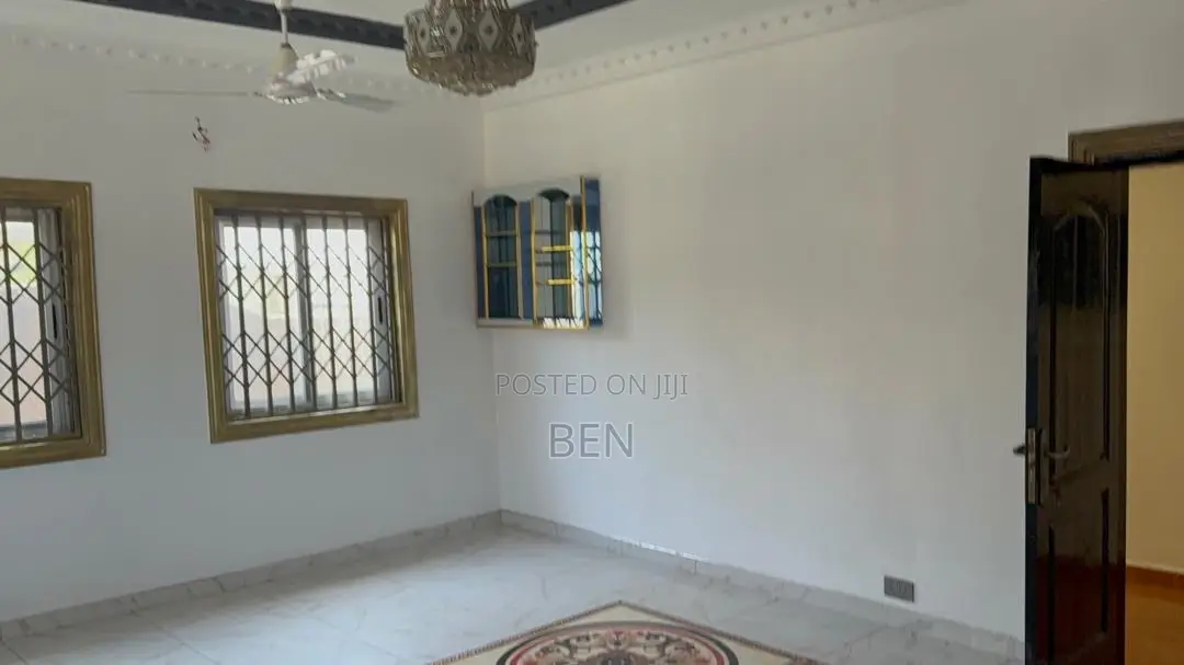 3bdrm Apartment in Kingsby Achimota, Mile 7 for rent