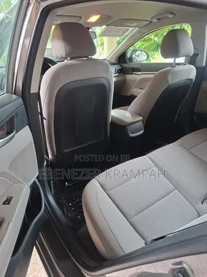 Hyundai Elantra 2019