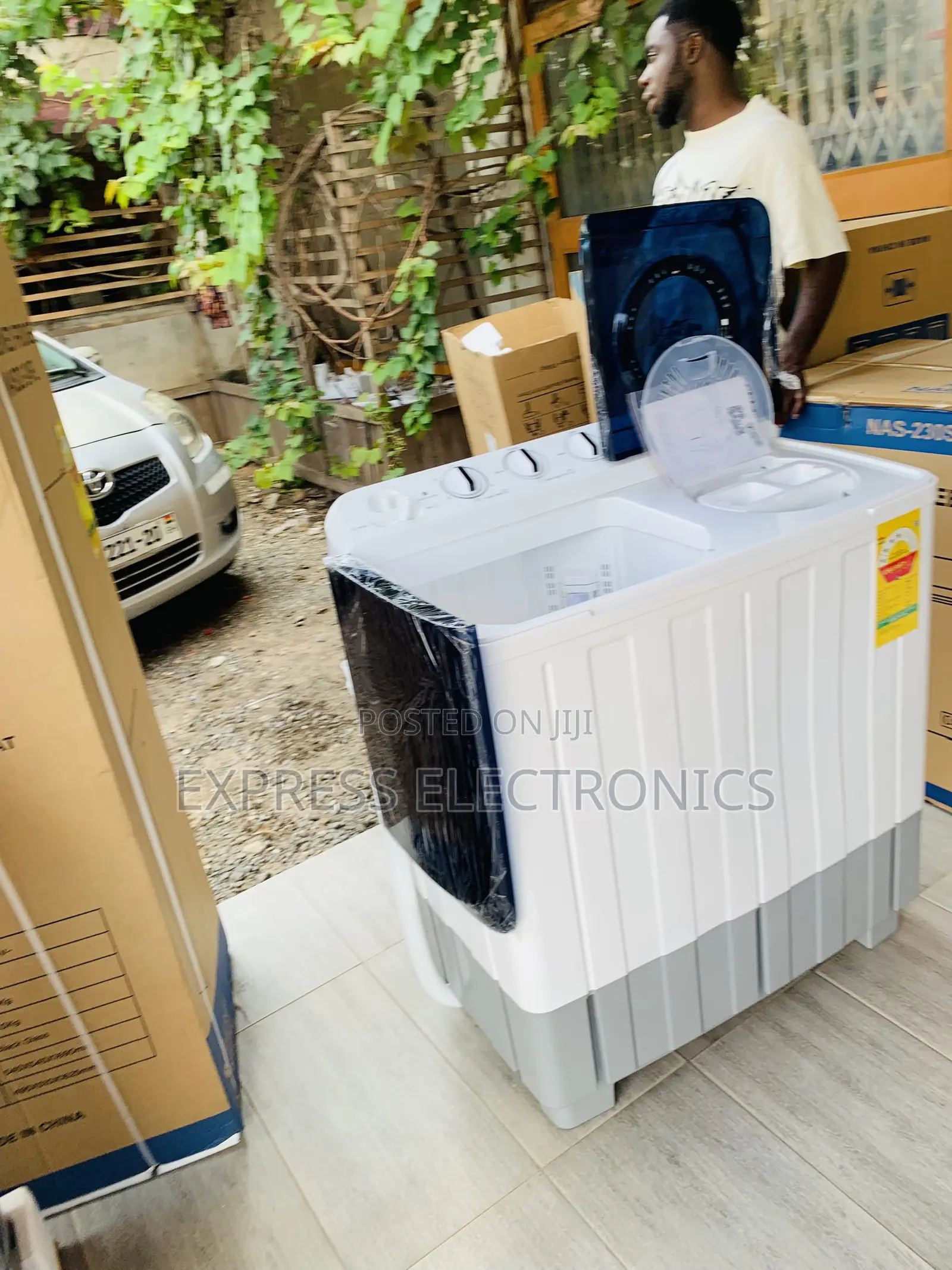 Ultra Semi Automatic 10.5hp Wash and Spin Topload