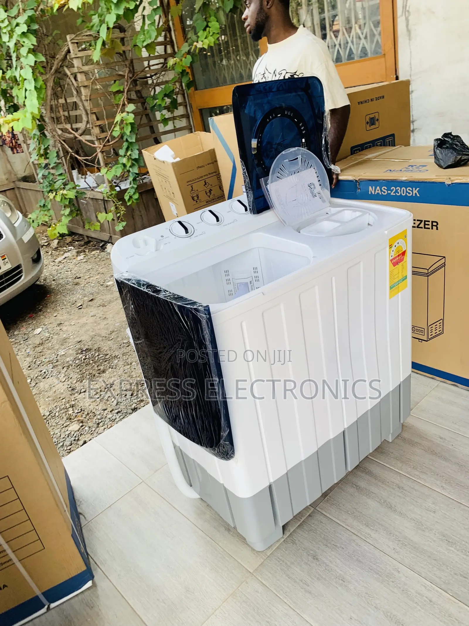 Ultra Semi Automatic 10.5hp Wash and Spin Topload