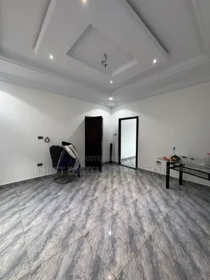 Chamber and Hall Self Contain for Rent at New Bontianor Inside