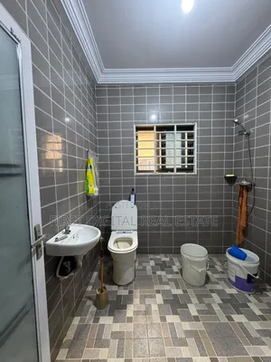 Chamber and Hall Self Contain for Rent at New Bontianor Inside