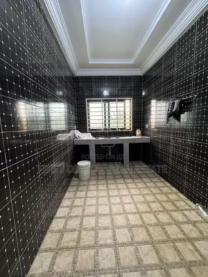 Chamber and Hall Self Contain for Rent at New Bontianor Inside