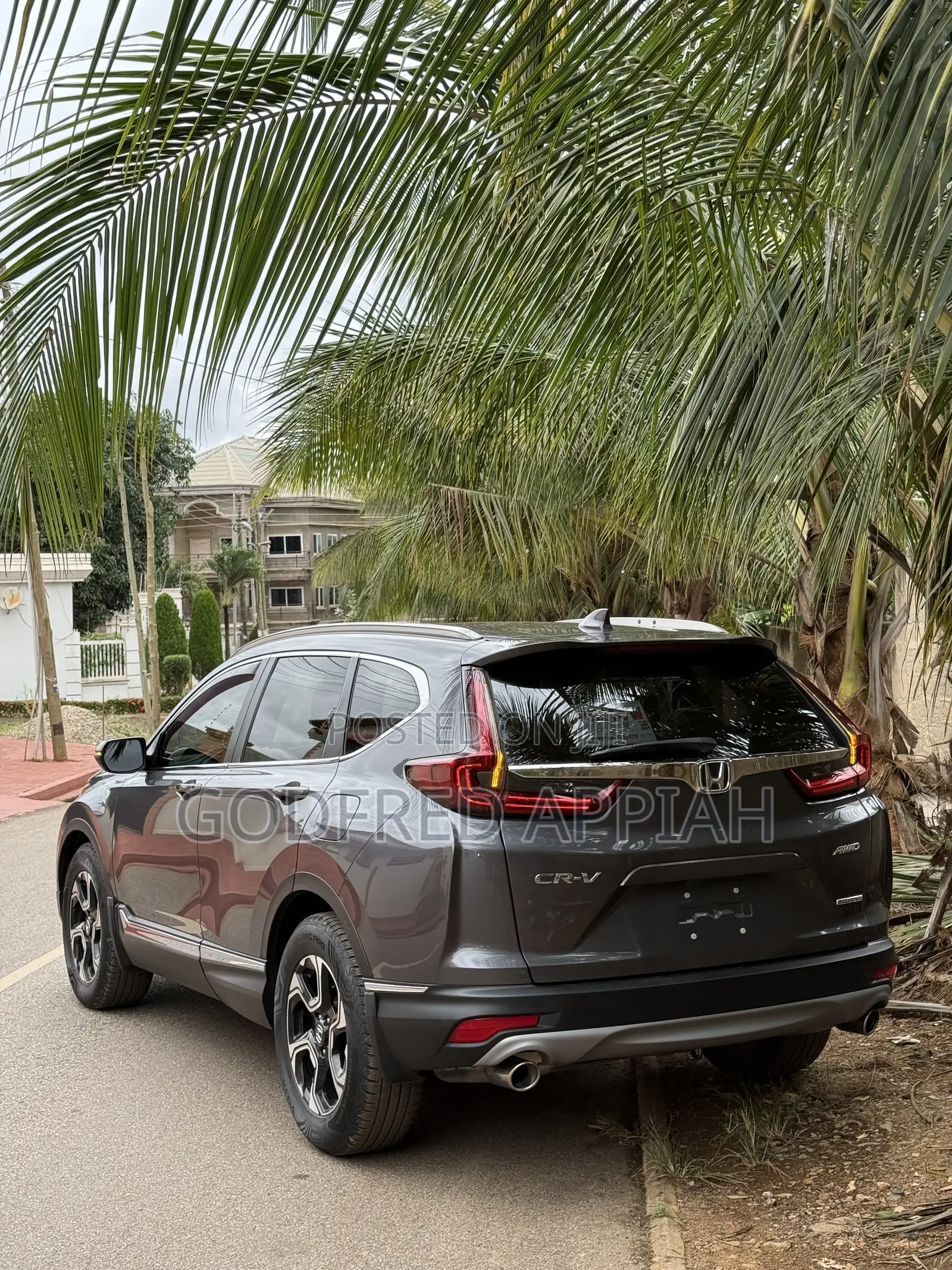 Honda CR-V Touring FWD 2019