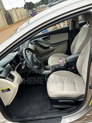 Hyundai Elantra SE Sedan FWD (1.8L 4cyl 6A) 2016 Gray
