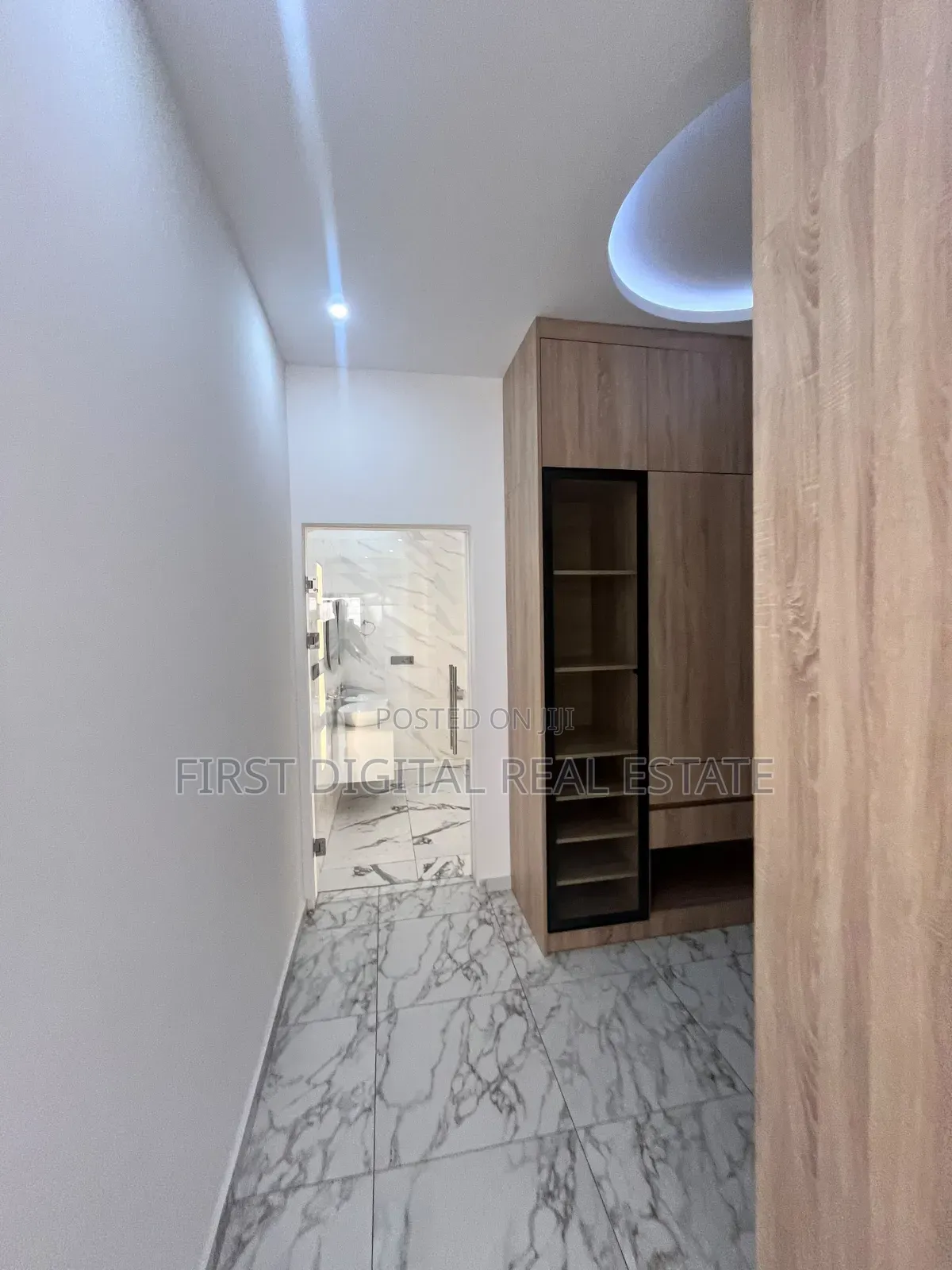 Chamber and Hall Self Contain for Rent at New Bontianor Inside