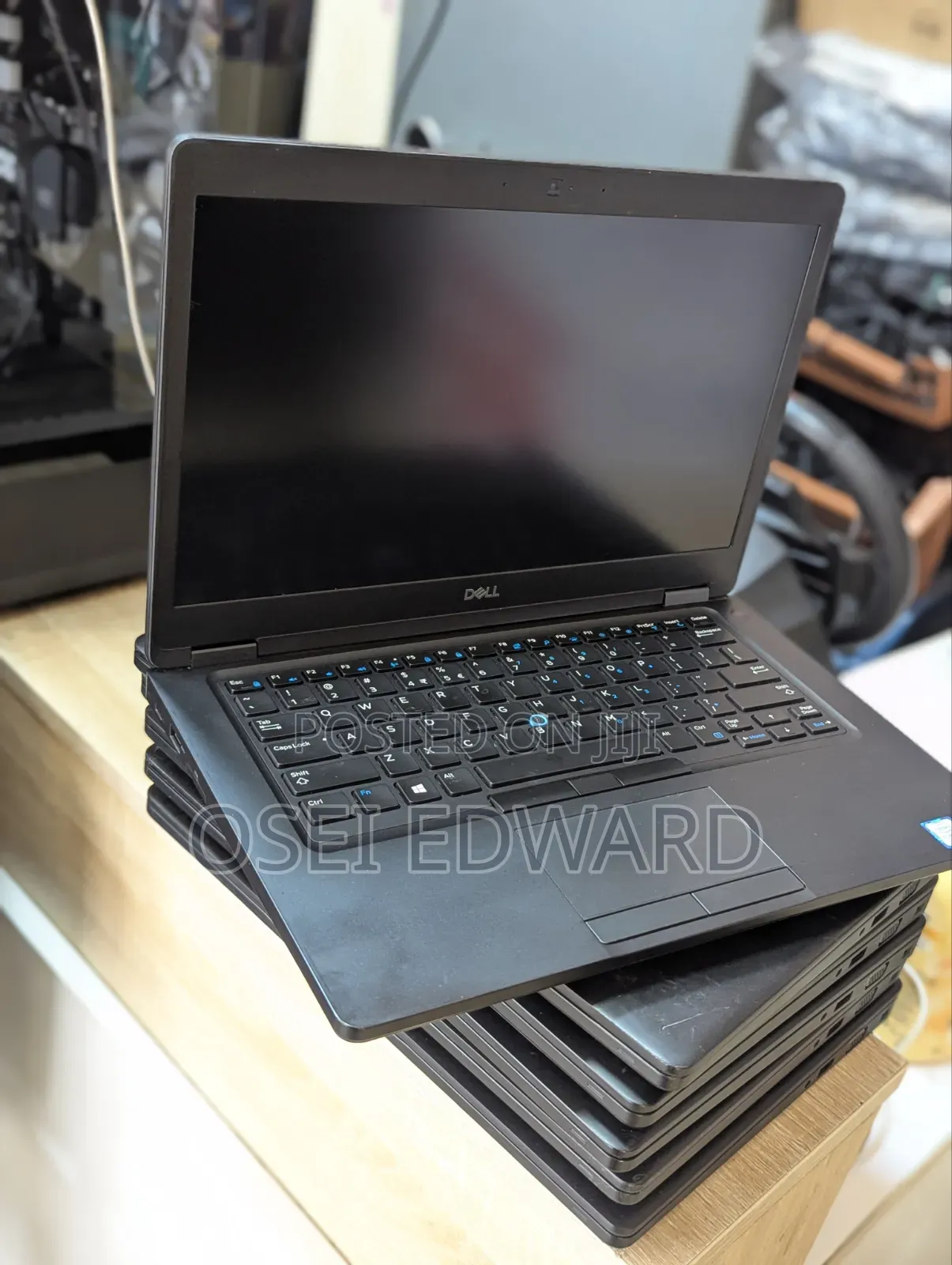 Laptop Dell Latitude 5490 8GB Intel Core i7 SSD 256GB