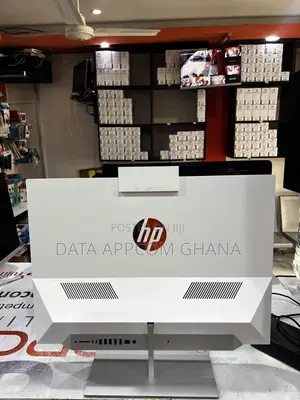 Desktop Computer HP Pavilion 24 16GB AMD Ryzen 7 SSD 256GB
