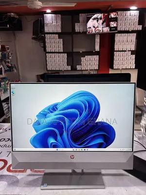 Desktop Computer HP Pavilion 24 16GB AMD Ryzen 7 SSD 256GB