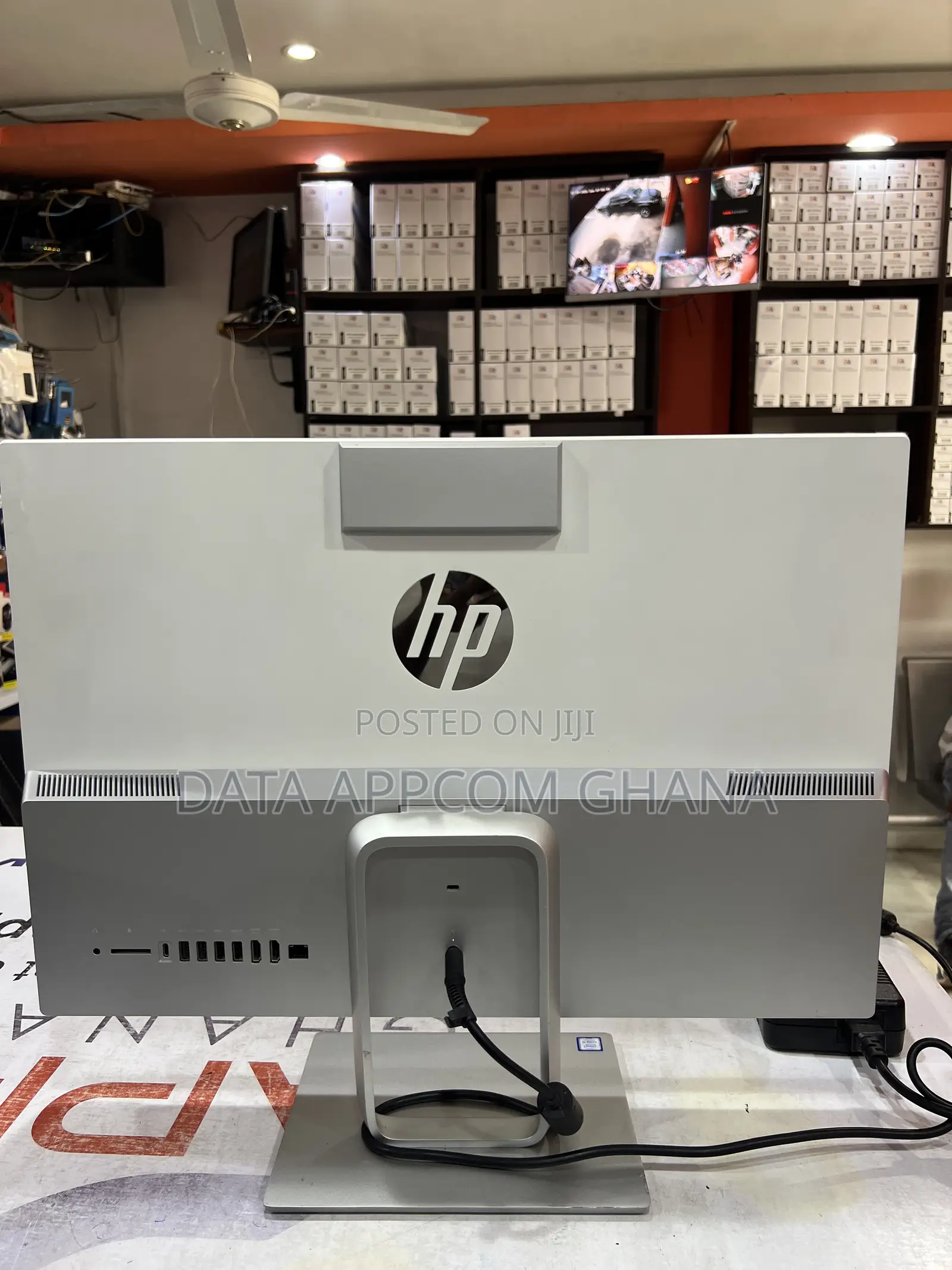 Desktop Computer HP Pavilion 24 8GB Intel Core i5 HDD+SSD 1T