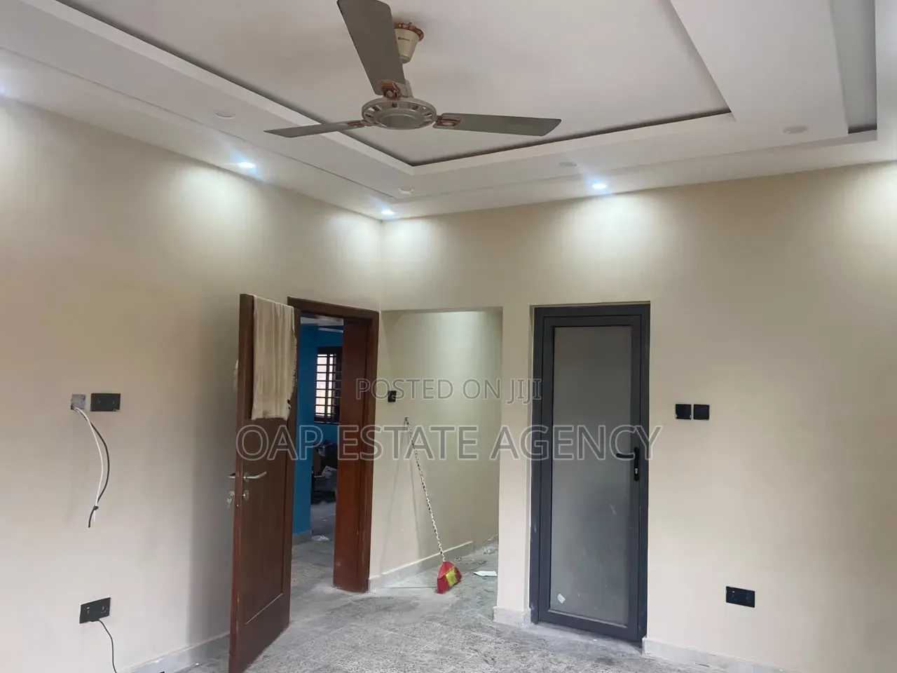 3bdrm Apartment in Asylum Down, NPP Office Area for rent