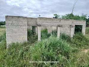 4bdrm House in Born to Pray Estate, Ejisu-Juaben Municipal for Sale