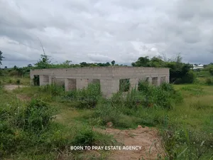 4bdrm House in Born to Pray Estate, Ejisu-Juaben Municipal for Sale