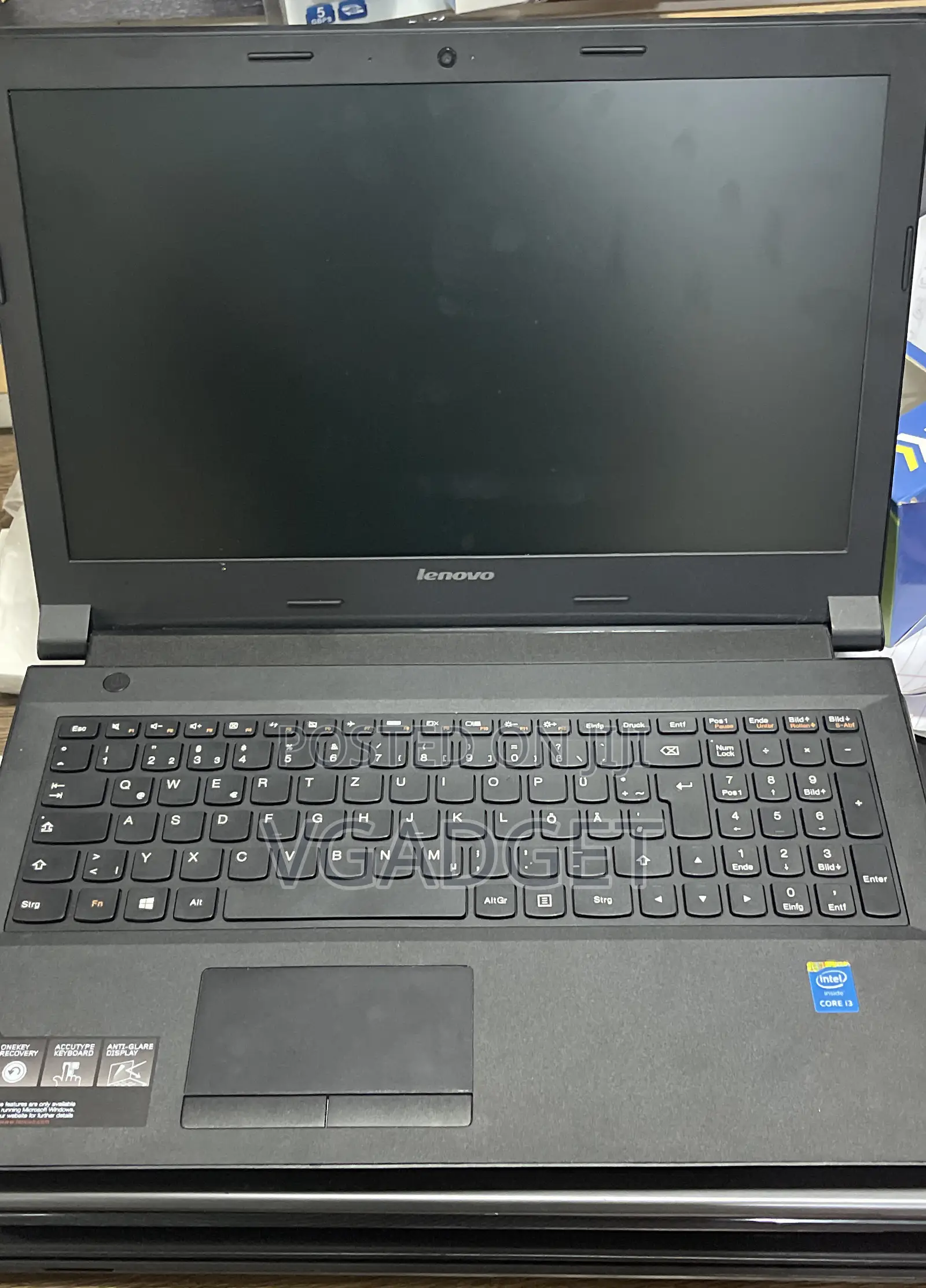 Laptop Lenovo 8GB Intel Core i3 HDD 1T
