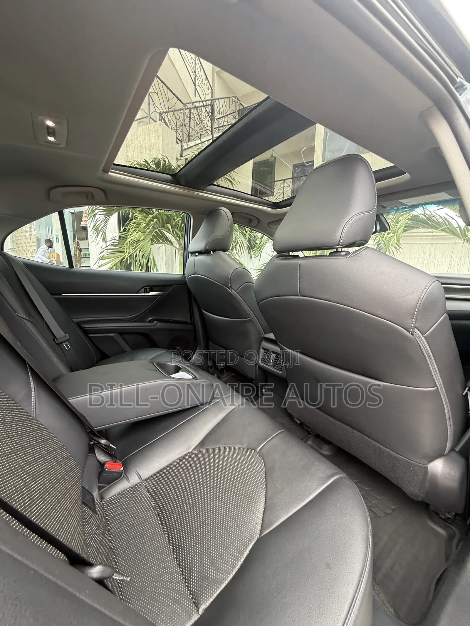 Toyota Camry XSE FWD (2.5L 4cyl 8AM) 2018 Blue