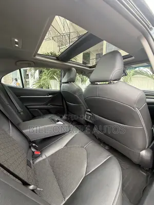 Toyota Camry XSE FWD (2.5L 4cyl 8AM) 2018 Blue