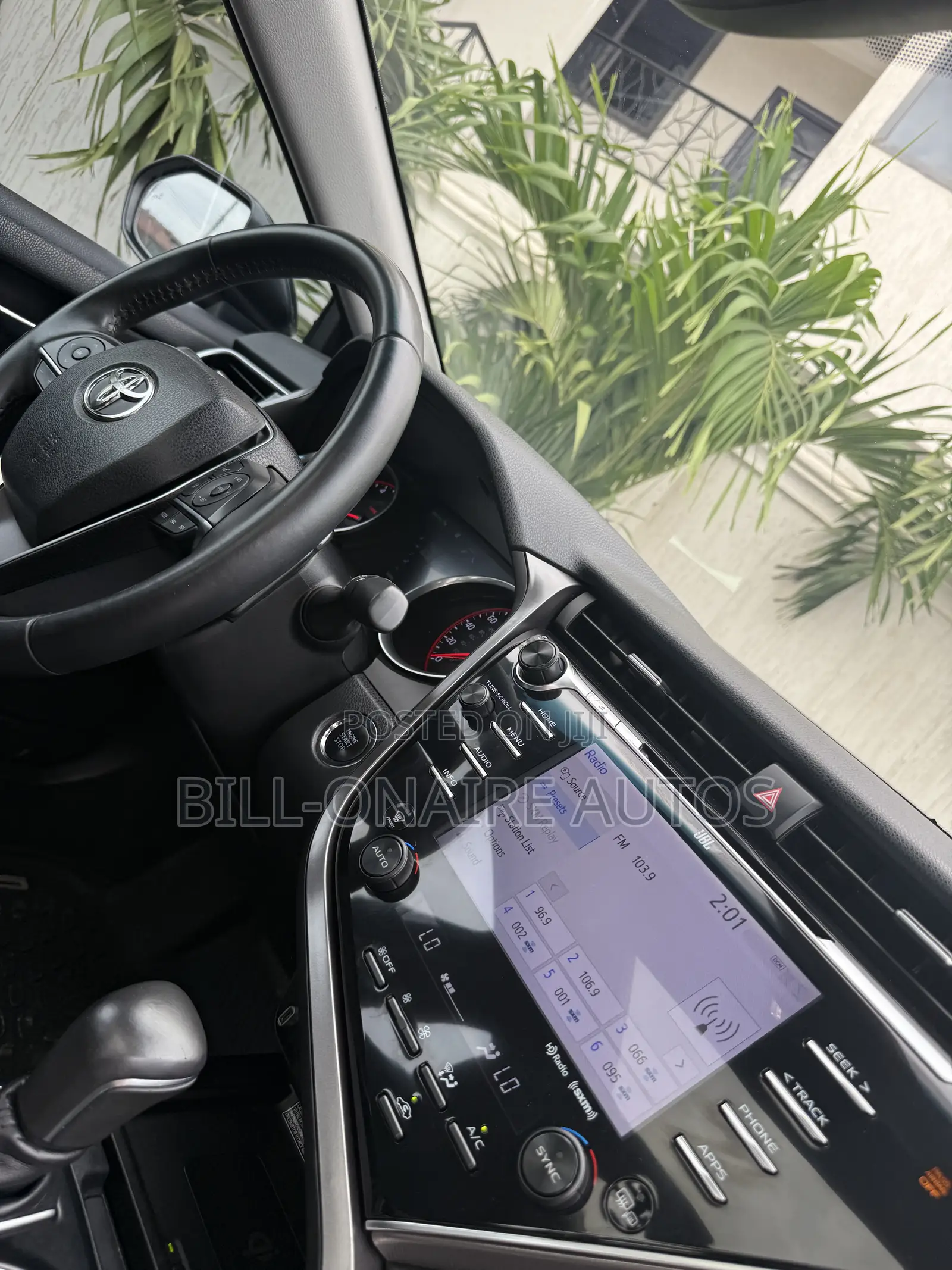 Toyota Camry XSE FWD (2.5L 4cyl 8AM) 2018 Blue