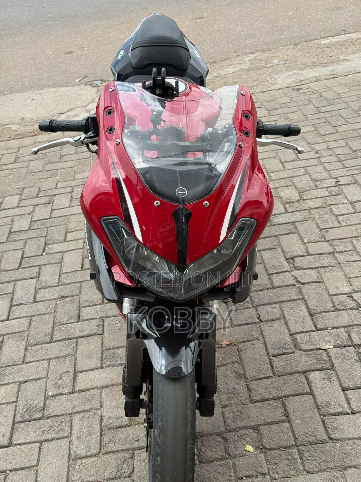 Benelli 2021 Red