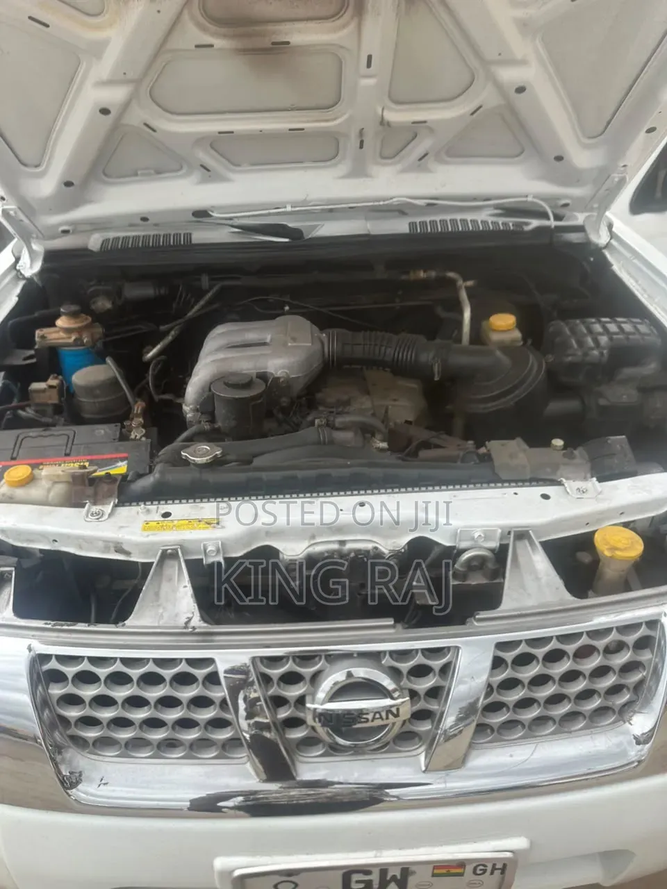 Nissan Hardbody 2010 White