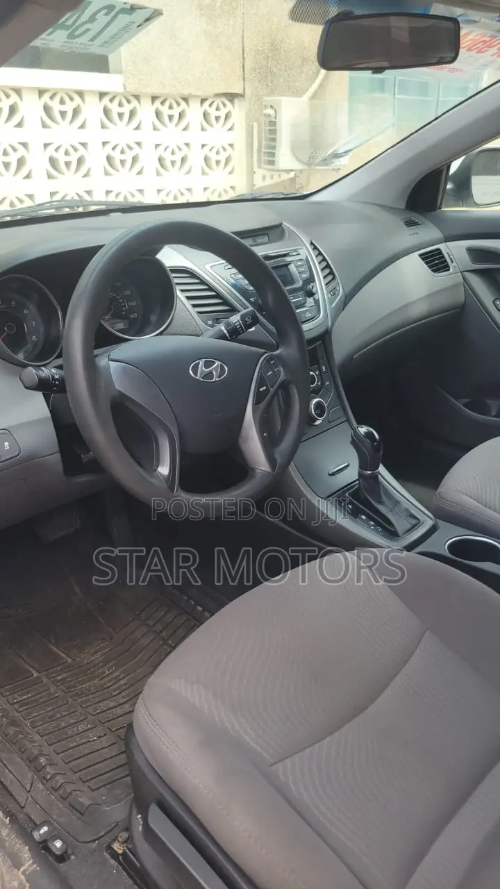 Hyundai Elantra 2016 White