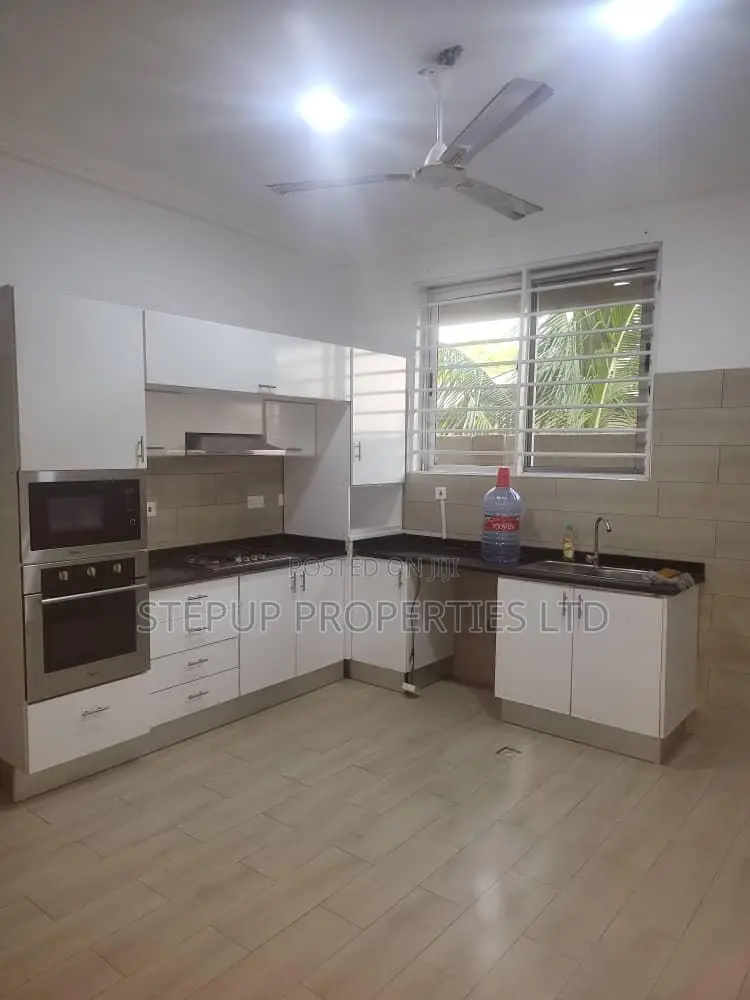 2bdrm Apartment in Ogbojo, East Legon for rent