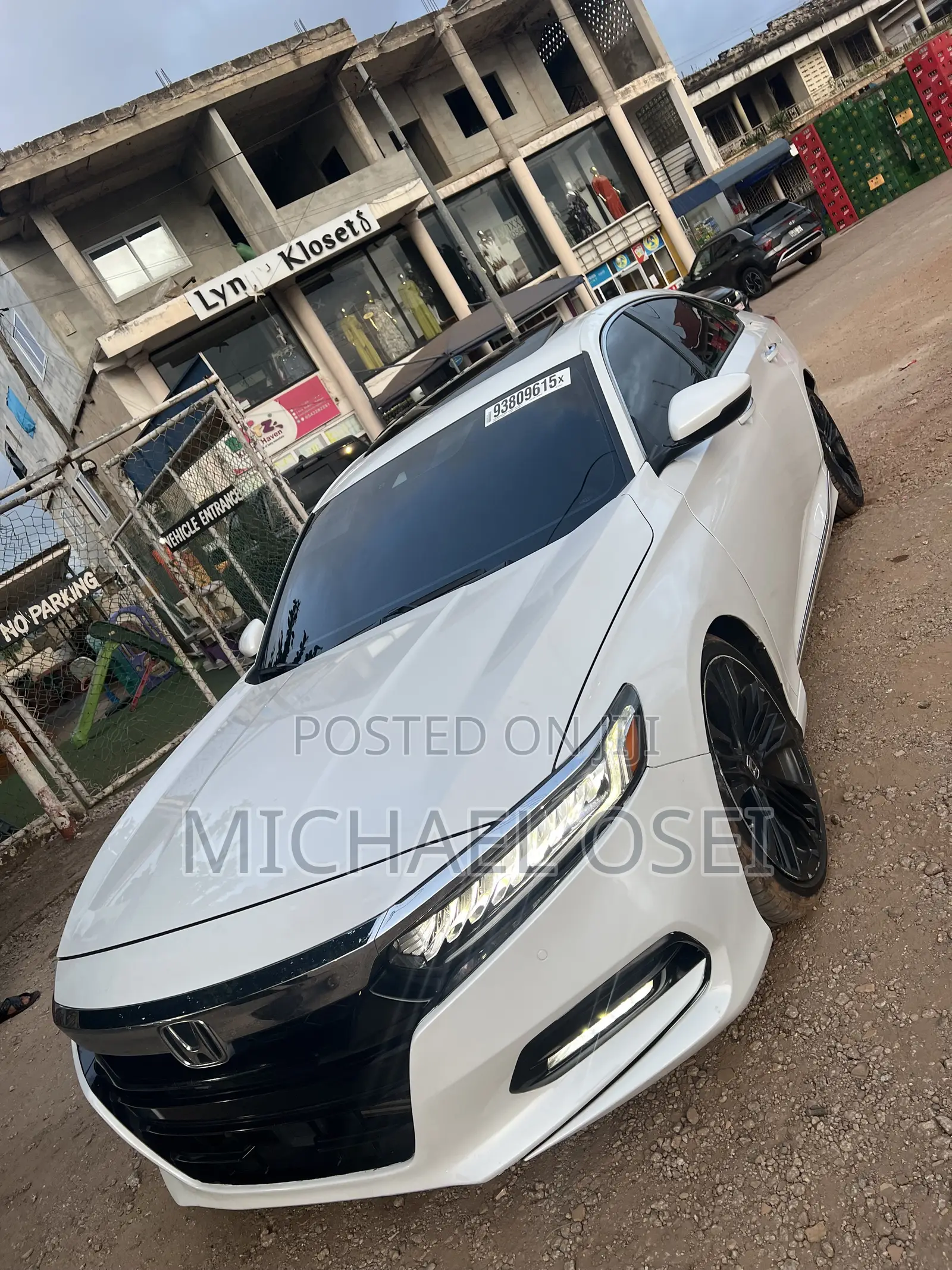 Honda Accord Touring 2.0T 2018 White