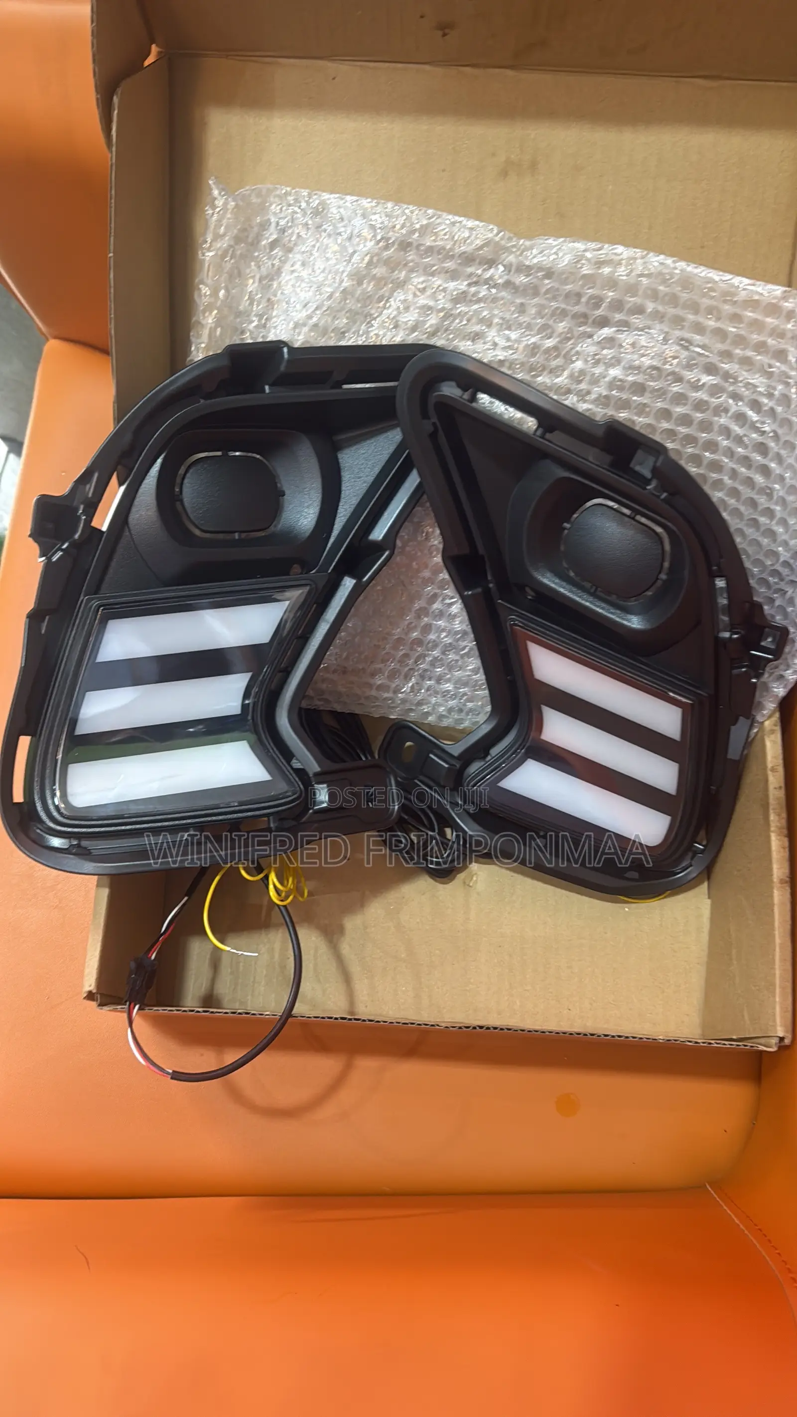 Toyota Highlander Grand 20,2023,2024 Fog Light/ Front Bumper Reflector
