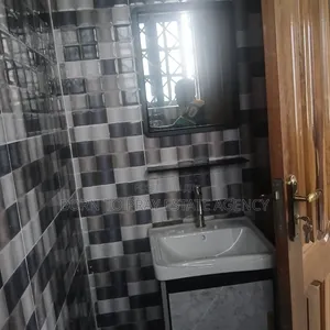 2bdrm Apartment in Born To Pray Estate, Ejisu-Juaben Municipal for rent