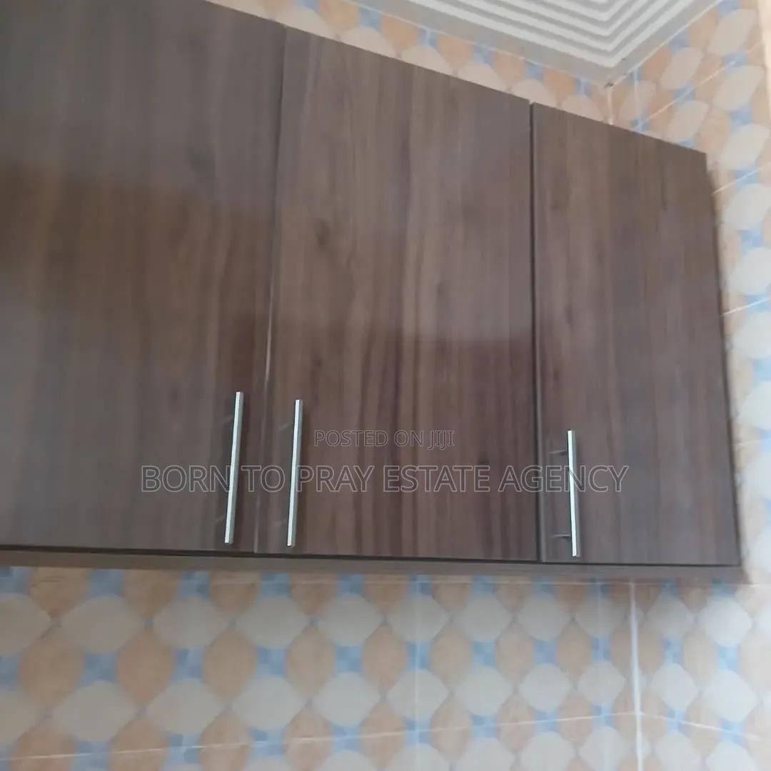 2bdrm Apartment in Born To Pray Estate, Ejisu-Juaben Municipal for rent