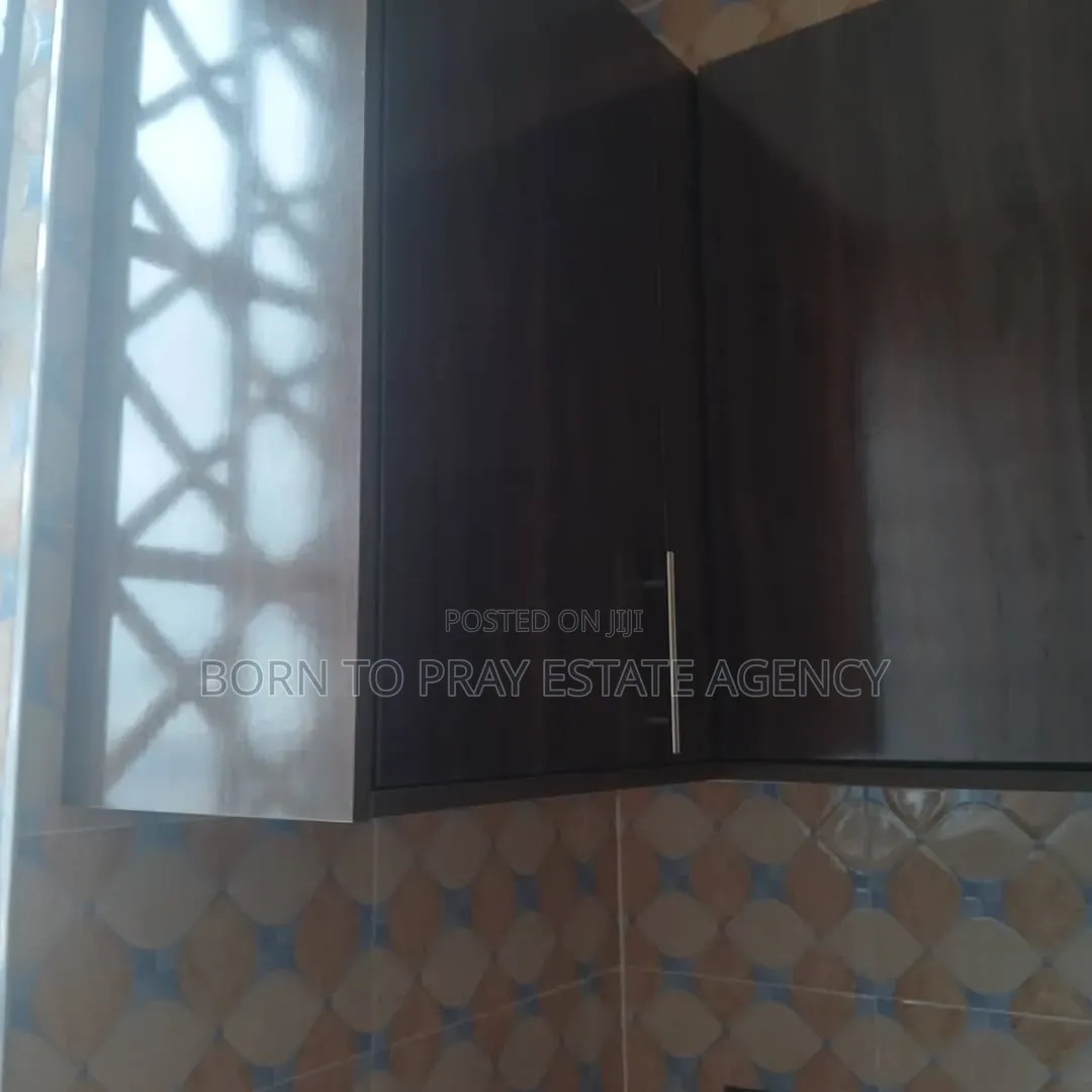 2bdrm Apartment in Born To Pray Estate, Ejisu-Juaben Municipal for rent