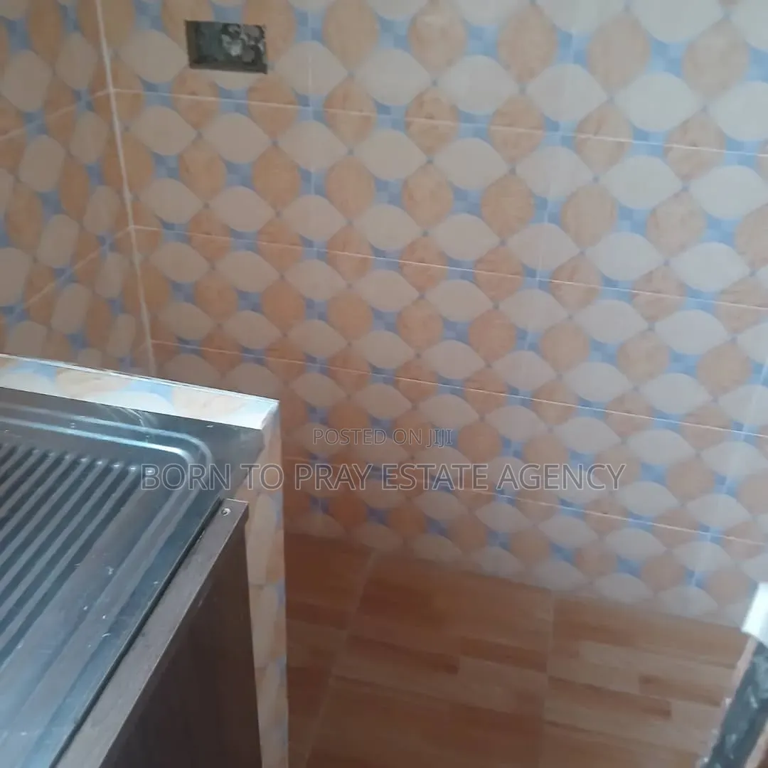 2bdrm Apartment in Born To Pray Estate, Ejisu-Juaben Municipal for rent