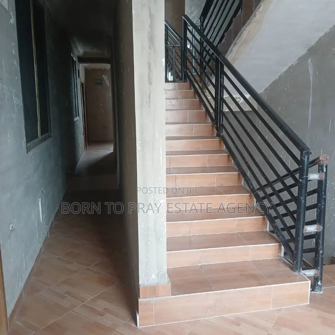 2bdrm Apartment in Born To Pray Estate, Ejisu-Juaben Municipal for rent