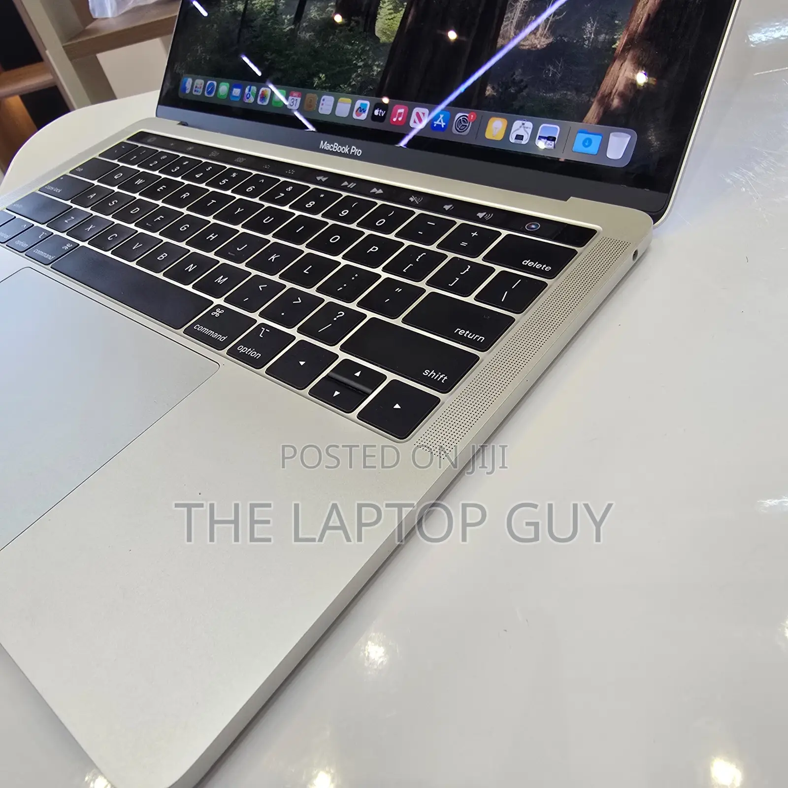 Laptop Apple MacBook Pro 2019 8GB Intel Core i5 SSD 256GB