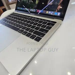 Laptop Apple MacBook Pro 2019 8GB Intel Core i5 SSD 256GB