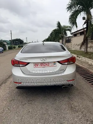 Hyundai Elantra 2014 Silver