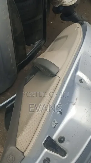 Kia Spectra 5 Door Set