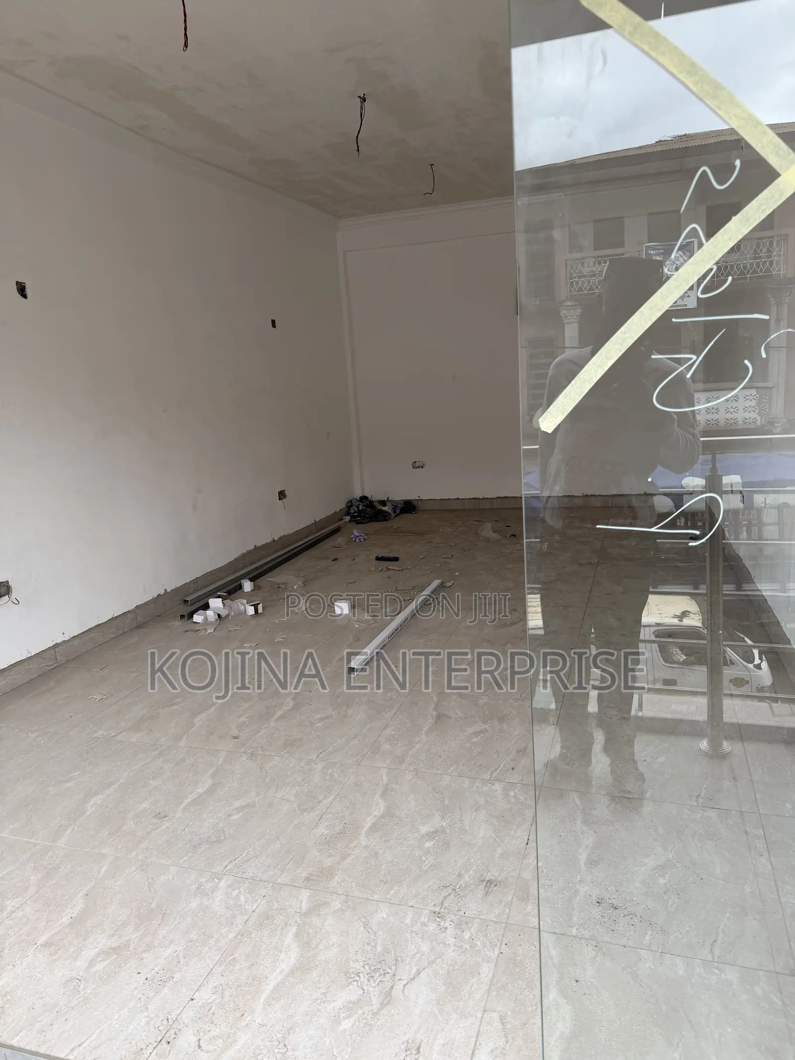  Prime Commercial Shop Space for Rent – Bantama | First Floor | 20 M2