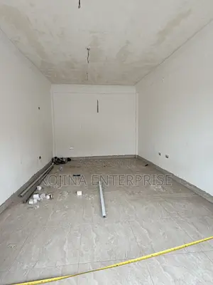  Prime Commercial Shop Space for Rent – Bantama | First Floor | 20 M2