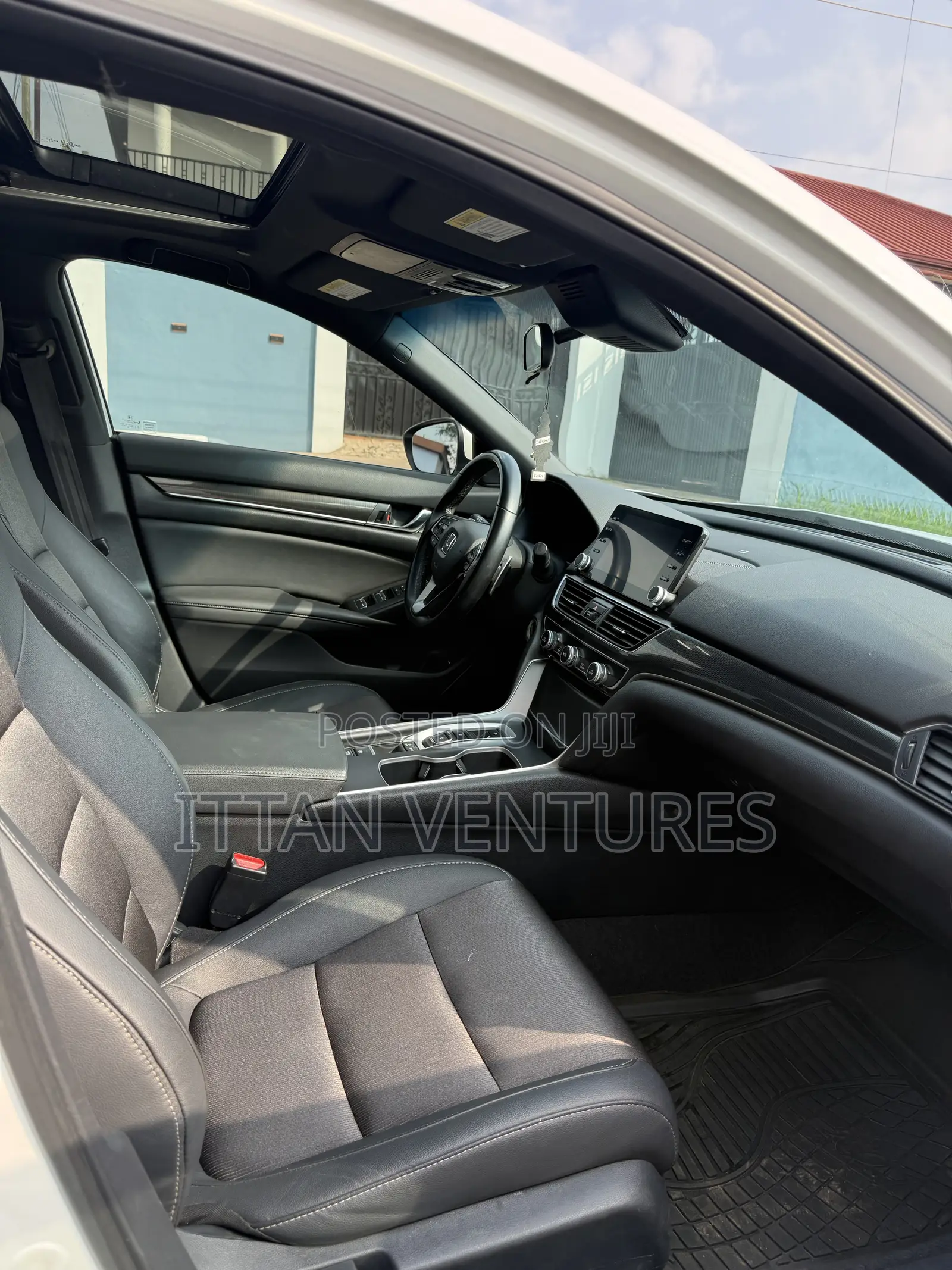 Honda Accord Sport 2.0T 2020 White