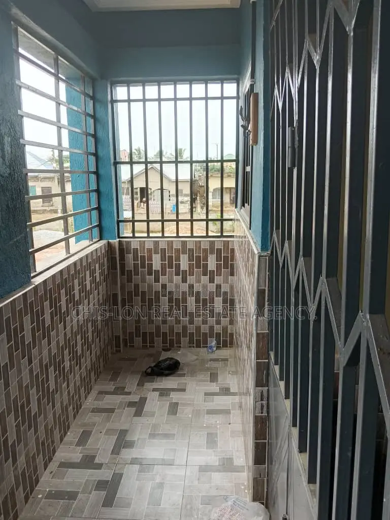 1bdrm Apartment in Chislon Broker’S, Adade for rent