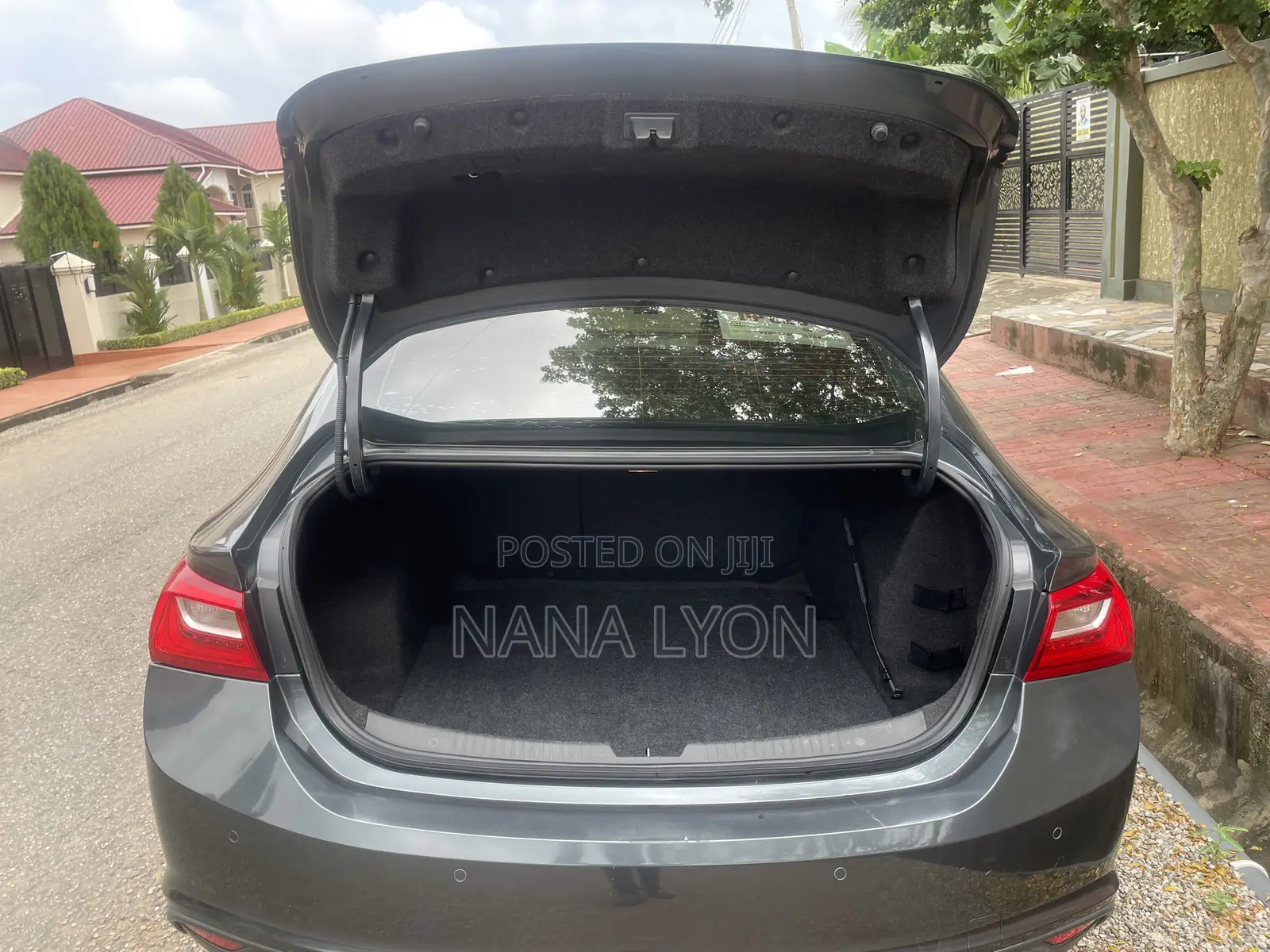 Chevrolet Malibu Premier w/2LZ 2017 Gray