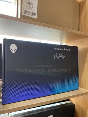 New Laptop Alienware 16 Aurora 16GB Intel Core 7 SSD 1T