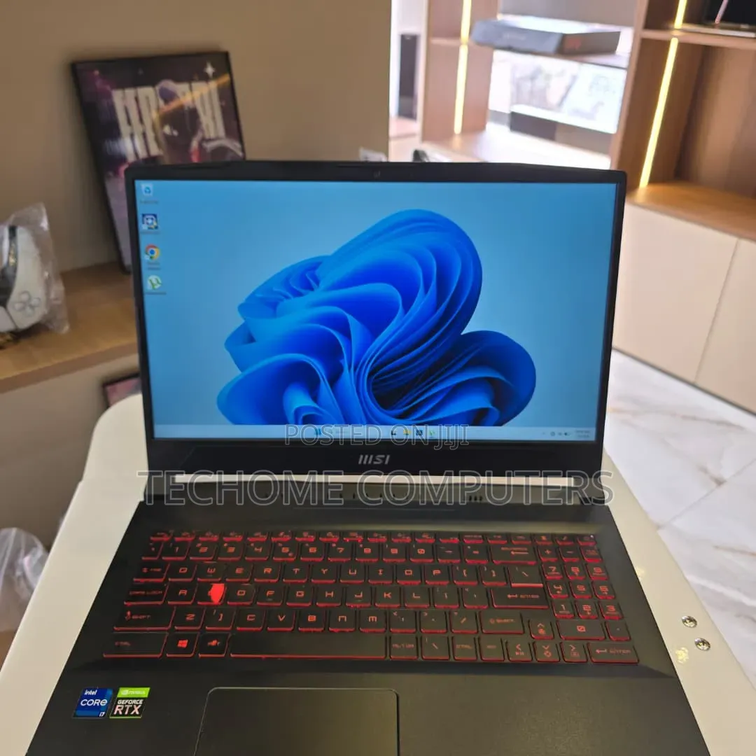 Laptop MSI Katana 15 16GB Intel Core i7 SSD 512GB