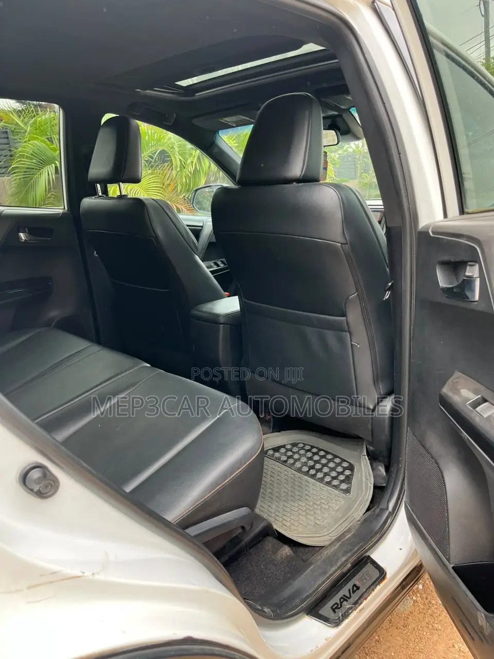 Toyota RAV4 2017 White