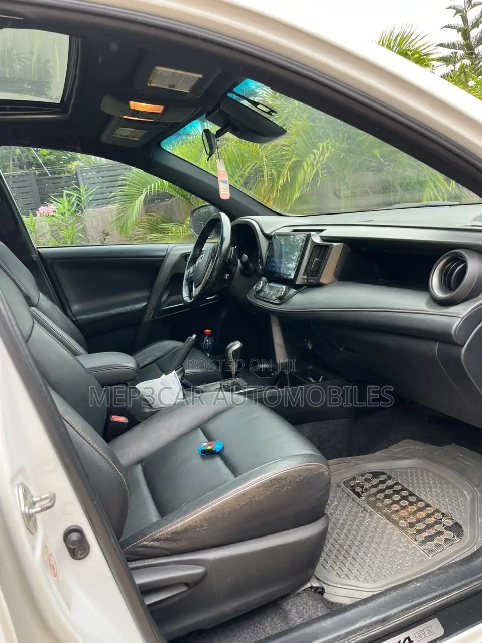 Toyota RAV4 2017 White