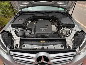 Mercedes-Benz GLC-Class 2016 Silver