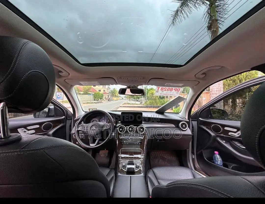 Mercedes-Benz GLC-Class 2016 Silver